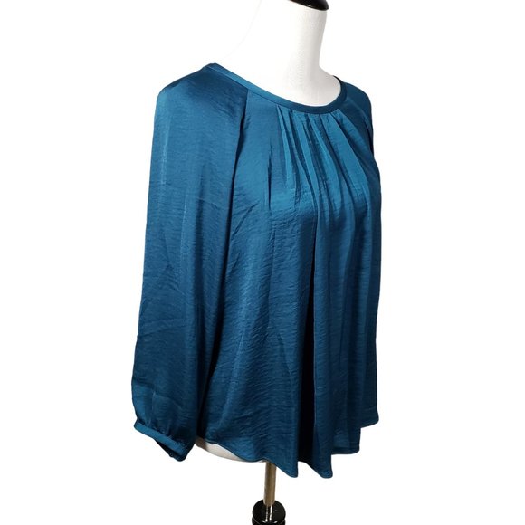 Loft Outlet Women's size Medium Blue/Green Pullover Blouse - Gently Used - Picture 3 of 8